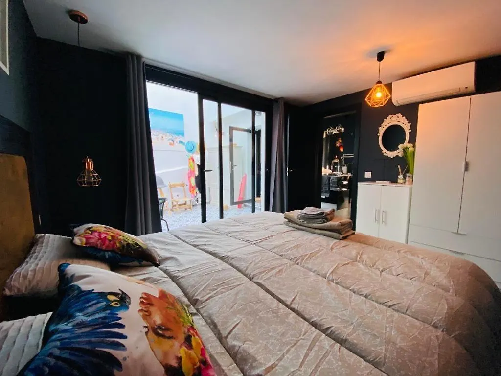 Modern Apartment In The Heart Of Estepona - 500 Meters From The Beach